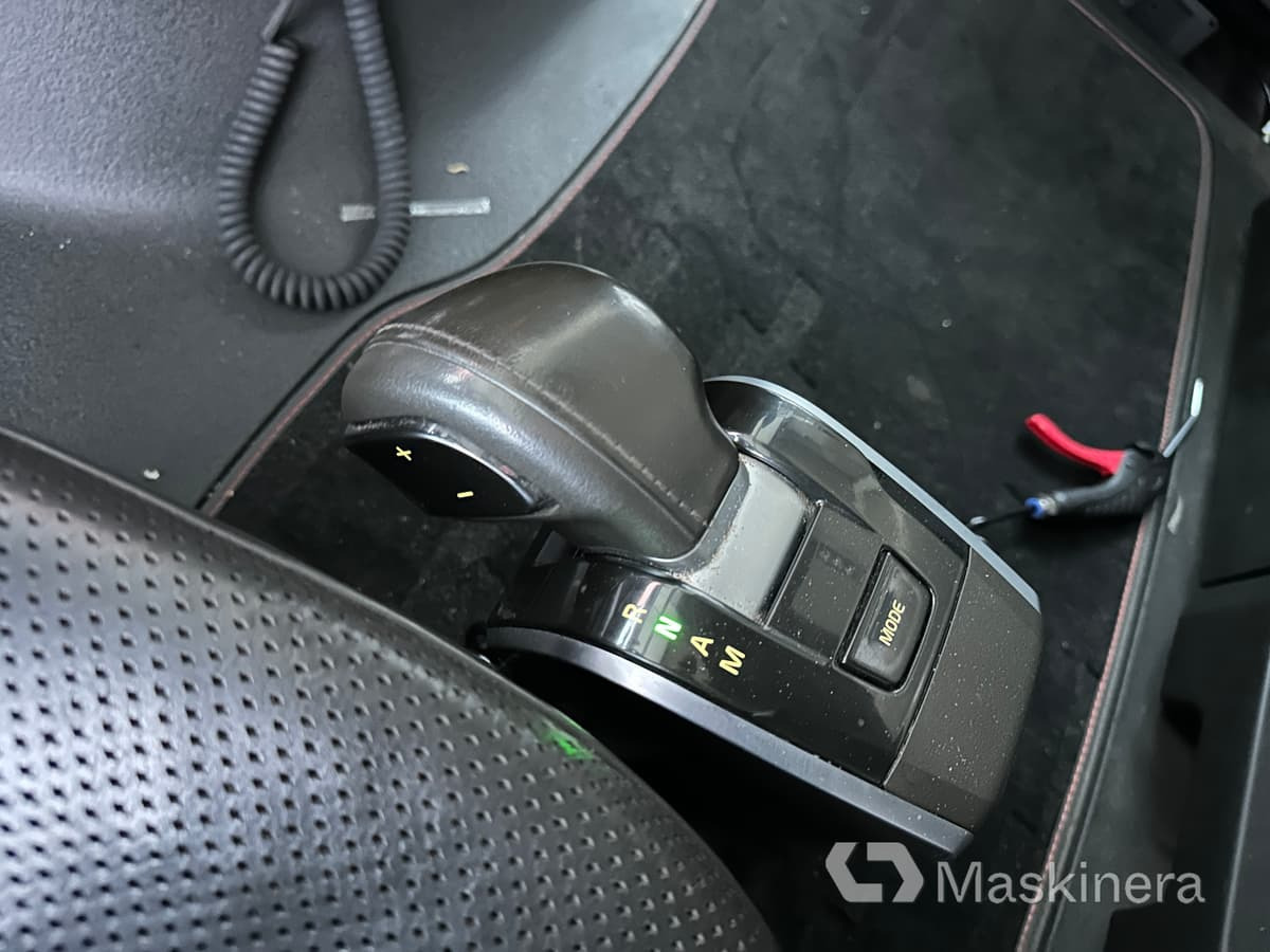 Hook lift truck Lastväxlare Volvo FH med sprider & flak