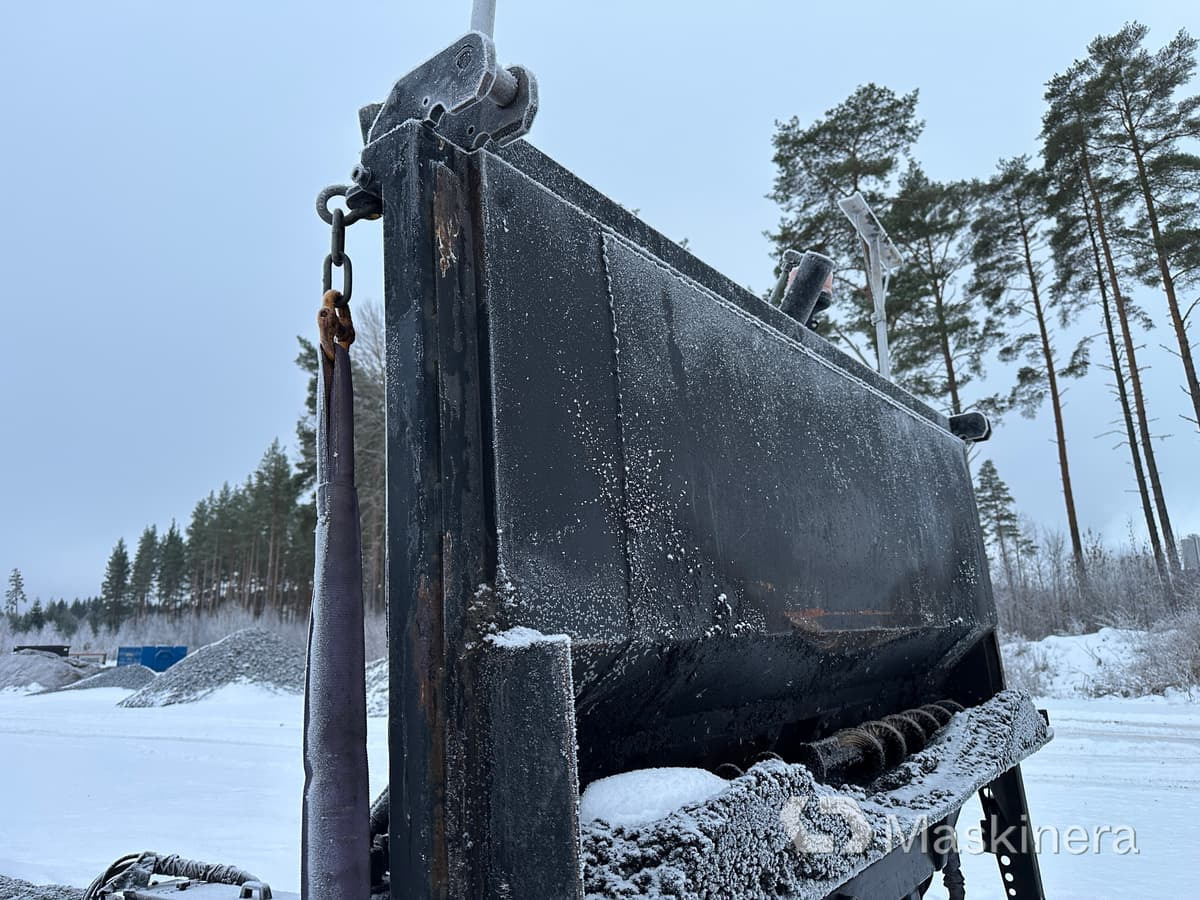 Hook lift truck Lastväxlare Volvo FH med sprider & flak