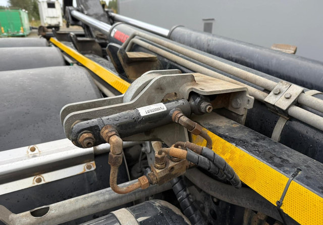 Hook lift truck MANTGX 35.510 Varusteltu!