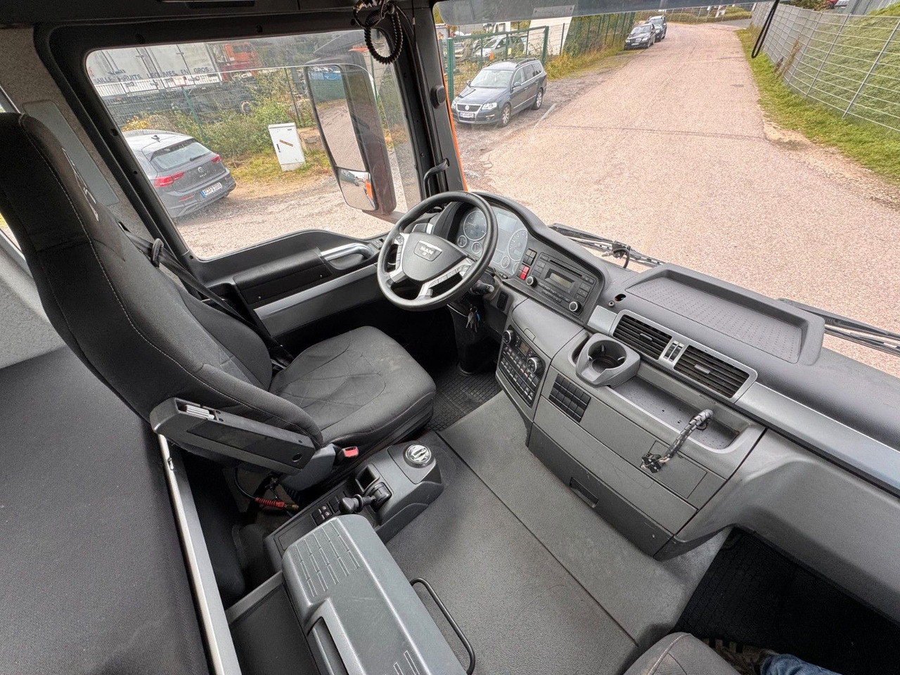 Hook lift truck MAN 26.40 6X2 Multilift Abroller