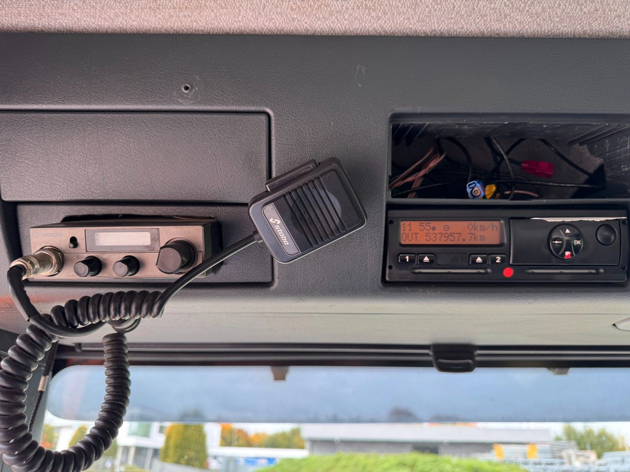 Hook lift truck MAN 26.40 6X2 Multilift Abroller