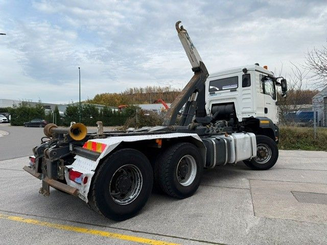 Hook lift truck MAN 26-480. 6x6. Klima.