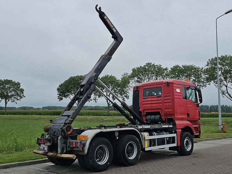 Hook lift truck MAN 33.400 TGS 6X4