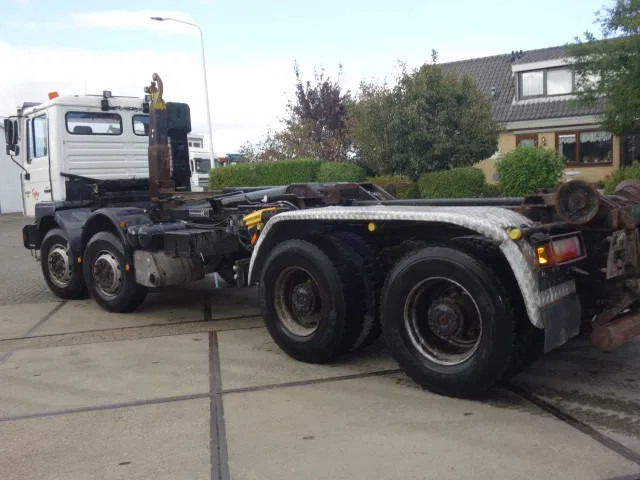 Hook lift truck MAN 35-364 8X4