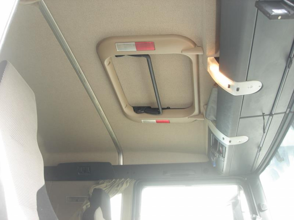 Hook lift truck MAN MAN TG-S Abrollkipper 26.420/6x2