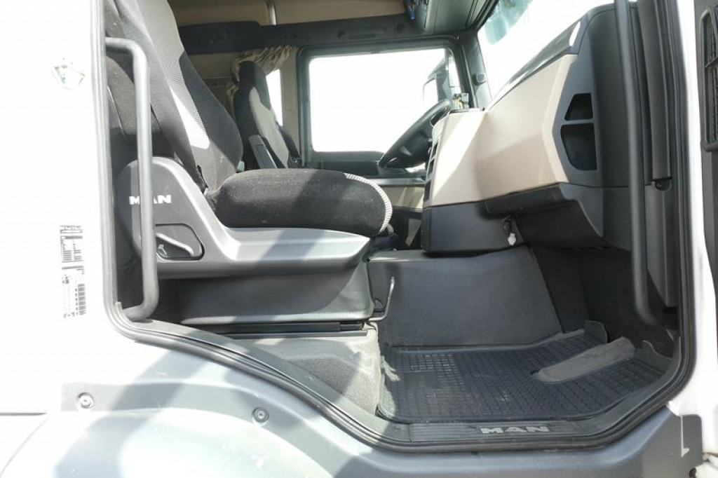 Hook lift truck MAN MAN TG-S Abrollkipper 26.420/6x2