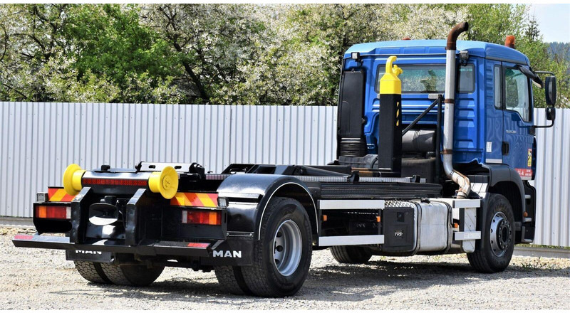 Hook lift truck MAN TGA 18.310