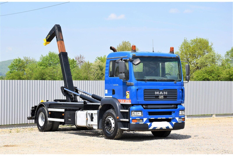 Hook lift truck MAN TGA 18.310