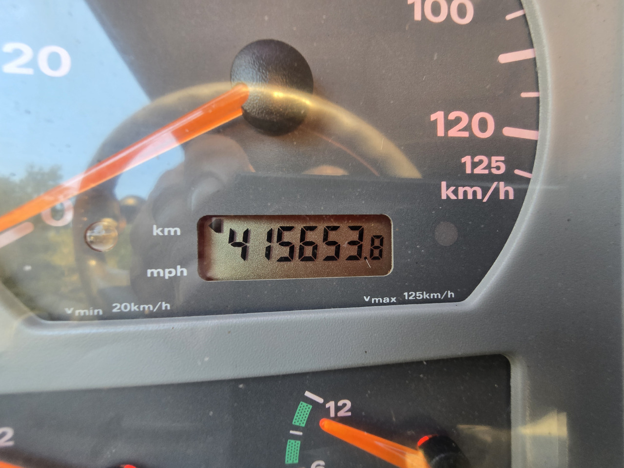 Hook lift truck MAN TGA 26.413