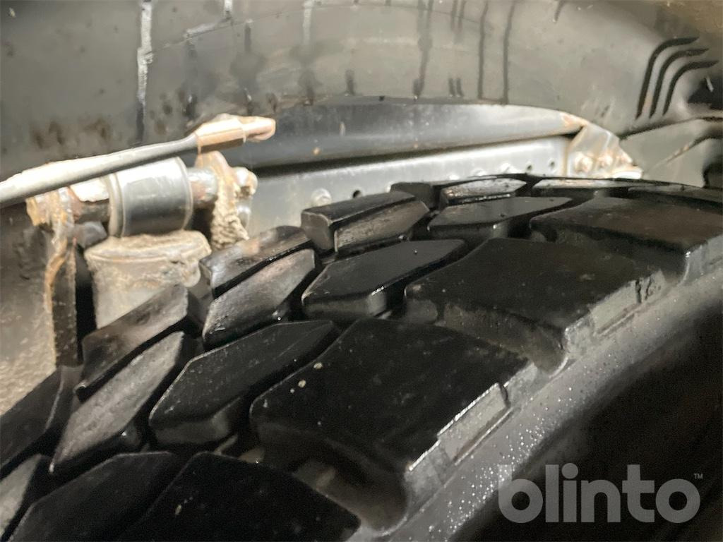 Hook lift truck MAN TGA 26.430 (2007)