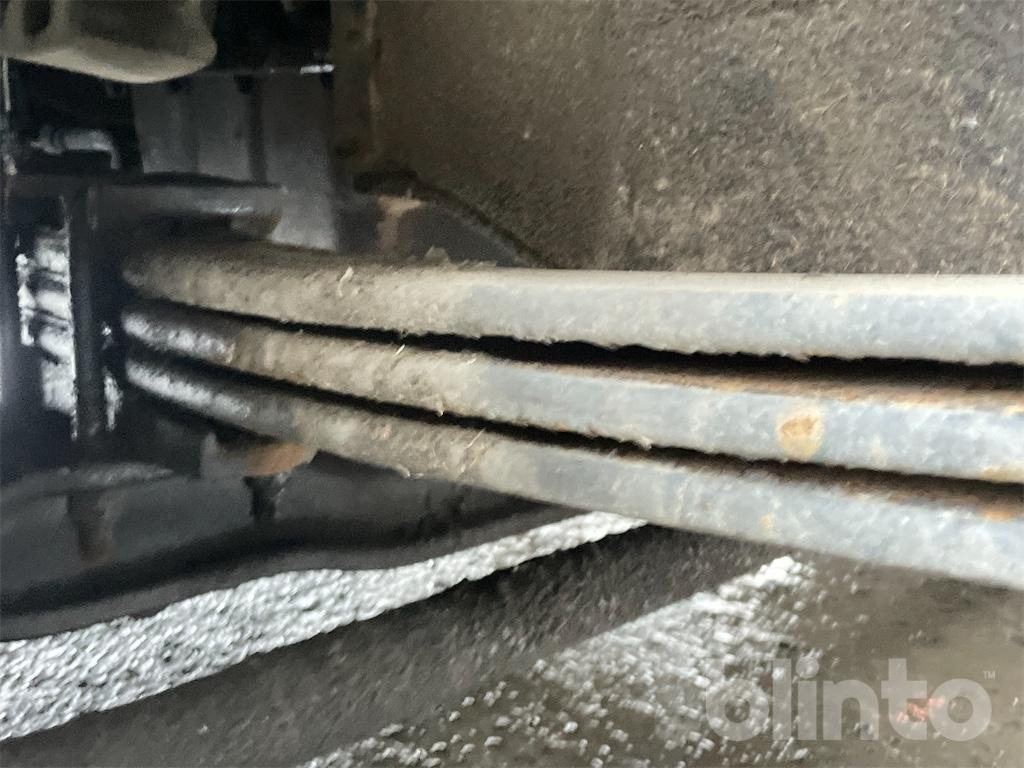 Hook lift truck MAN TGA 26.430 (2007)