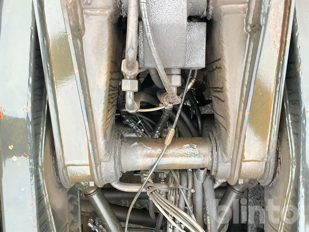 Hook lift truck MAN TGA 26.430 (2007)