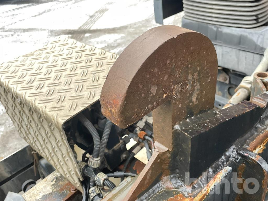 Hook lift truck MAN TGA 26.430 (2007)