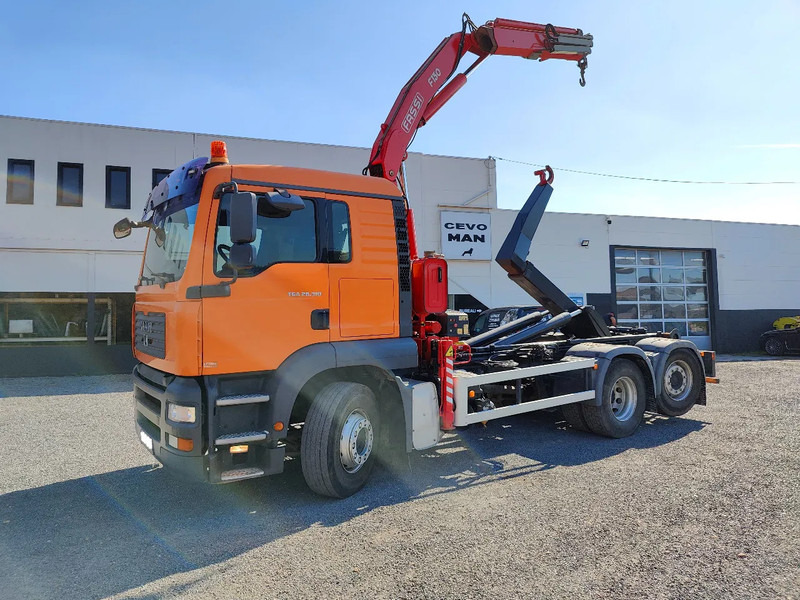 Hook lift truck MAN TGA 28.310 Container / Fassi F130