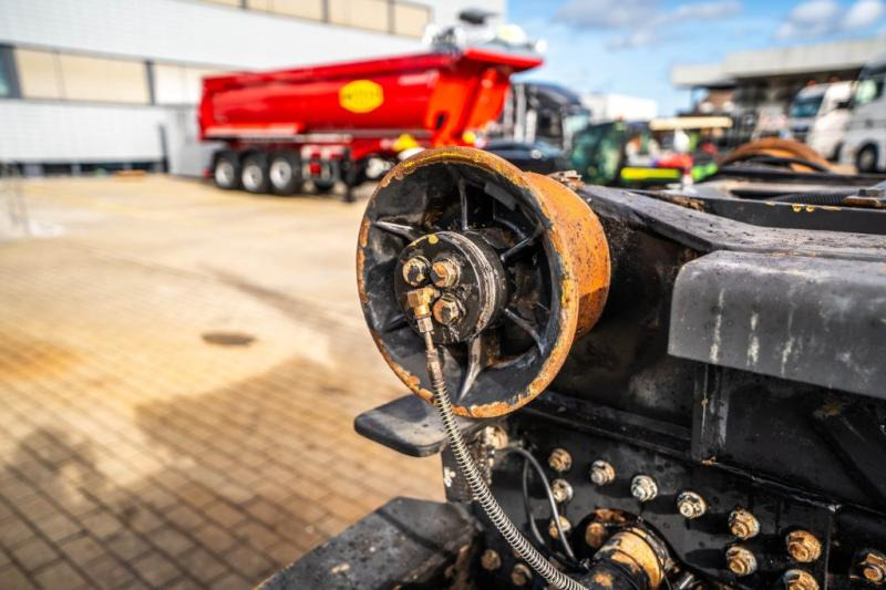 Hook lift truck MAN TGA 33.430 BL