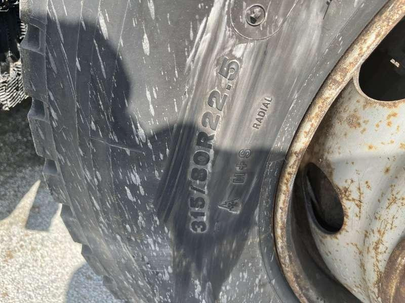 Hook lift truck MAN TGA 35.440 8X4