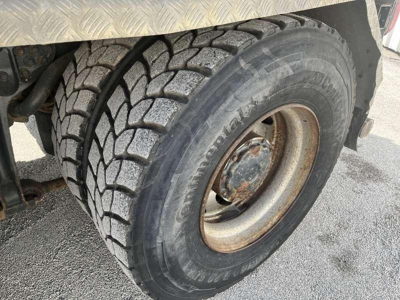 Hook lift truck MAN TGA 35.440 8X4