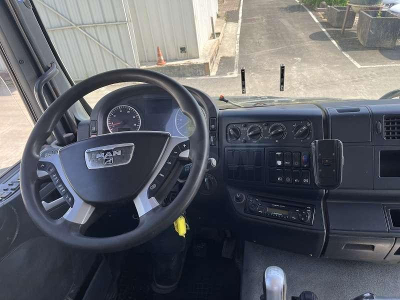 Hook lift truck MAN TGA 35.440 8X4