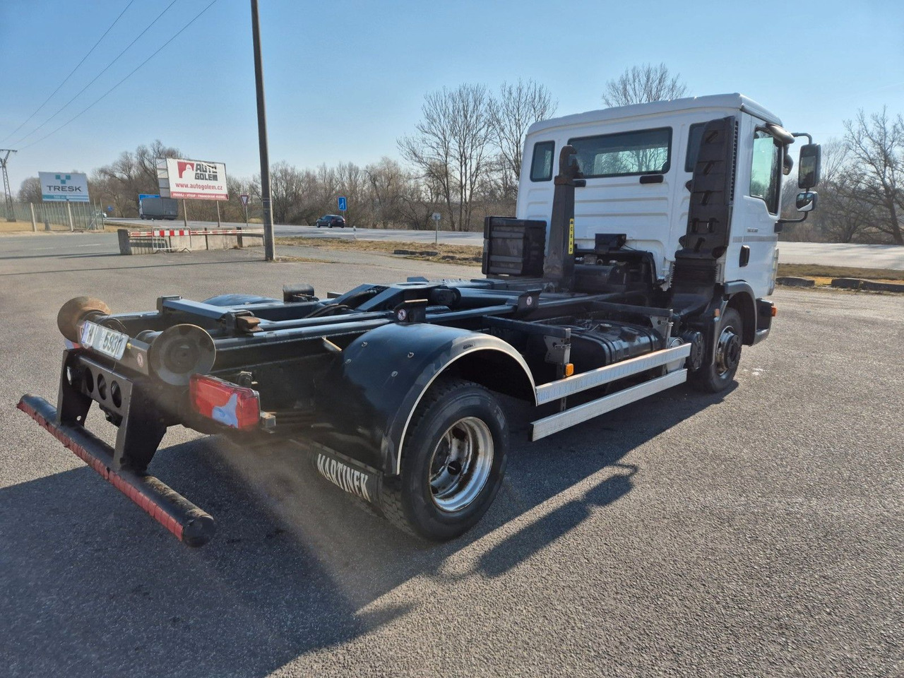 Hook lift truck MAN TGL 12.180 4X2 BL