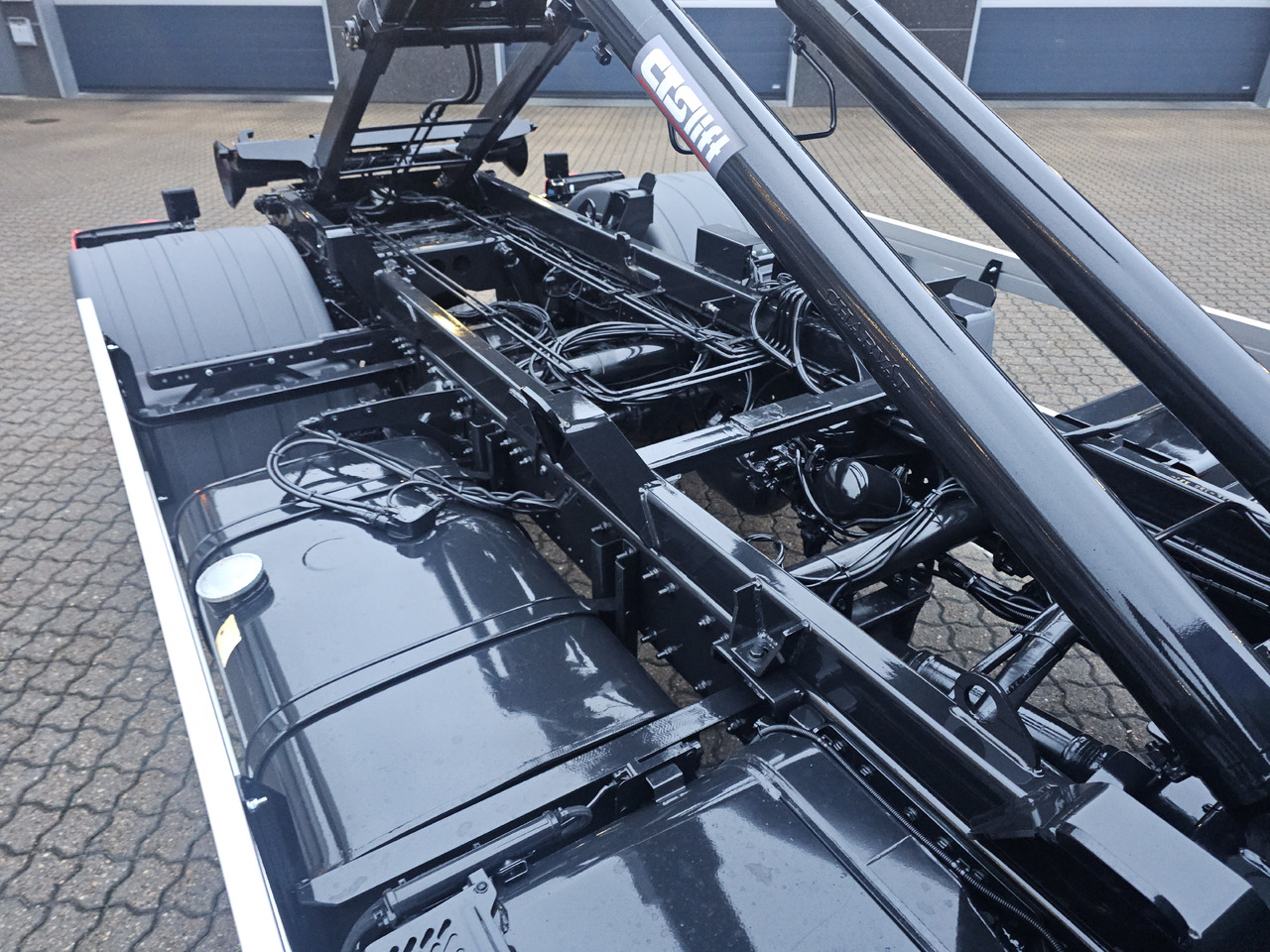 Hook lift truck MAN TGL 12.190 BL