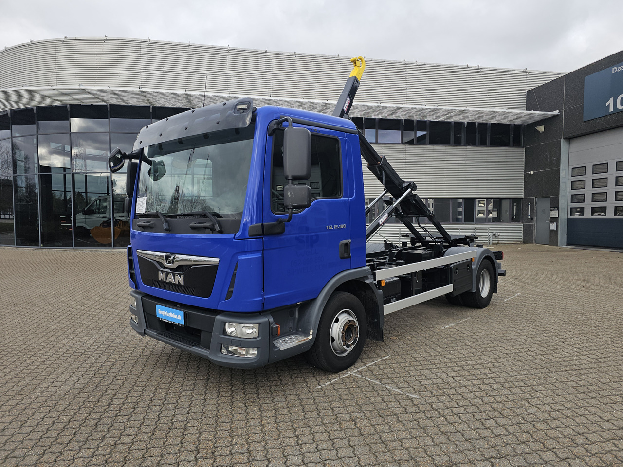 Hook lift truck MAN TGL 12.190 BL