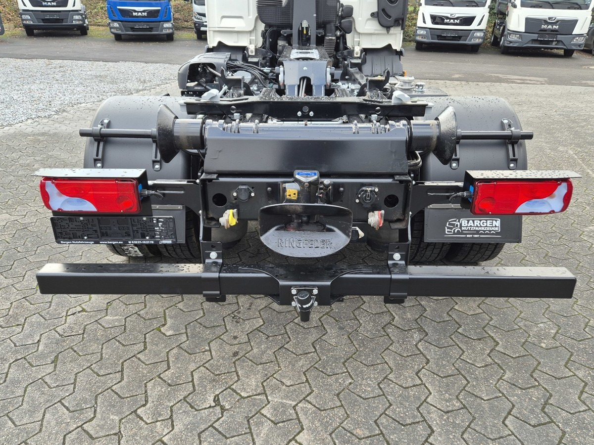 Hook lift truck MAN TGL 12.250 BL City Abrollkipper  AHK Euro 6