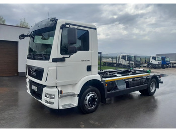 Hook lift truck  MAN TGM 12.290
