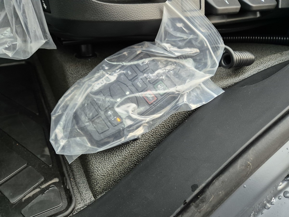 Hook lift truck MAN TGM 15.290 BL Abrollkipper Multihook City+1570mm