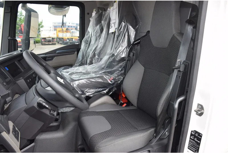 Hook lift truck MAN TGM 18.320