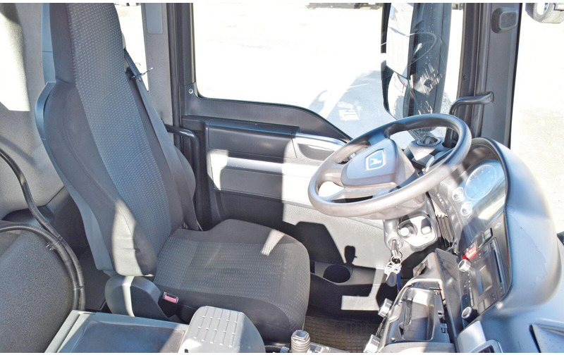 Hook lift truck MAN TGS 18.320 Abrollkipper * Top Zustand!