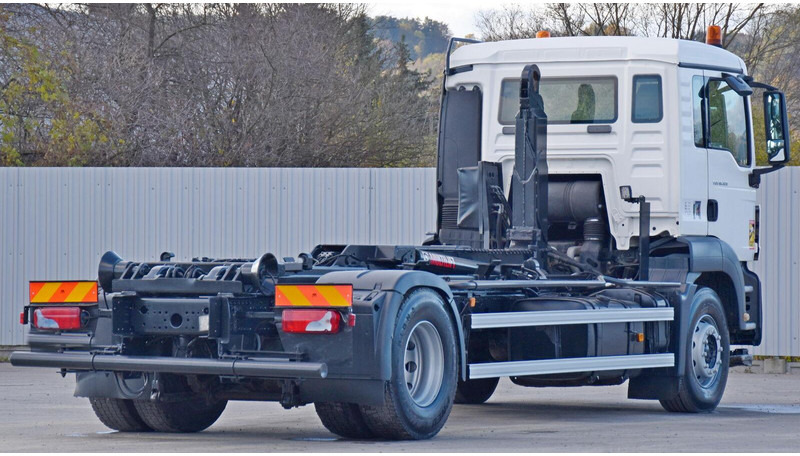 Hook lift truck MAN TGS 18.320 Abrollkipper * Top Zustand!