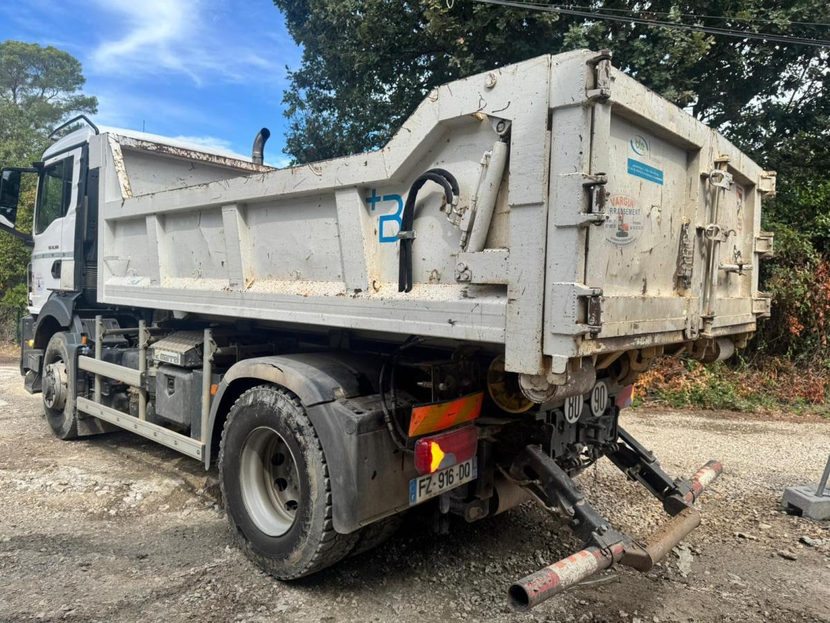 Hook lift truck MAN TGS 18.360. 4X4