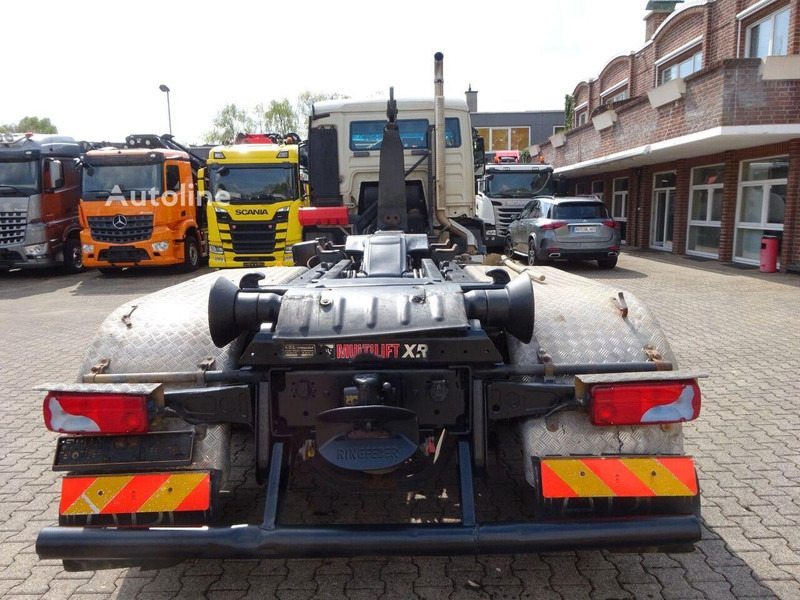 Hook lift truck MAN TGS 26.320 - Hook lift truck