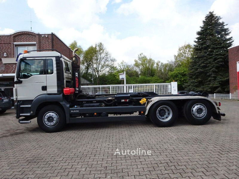 Hook lift truck MAN TGS 26.320 - Hook lift truck