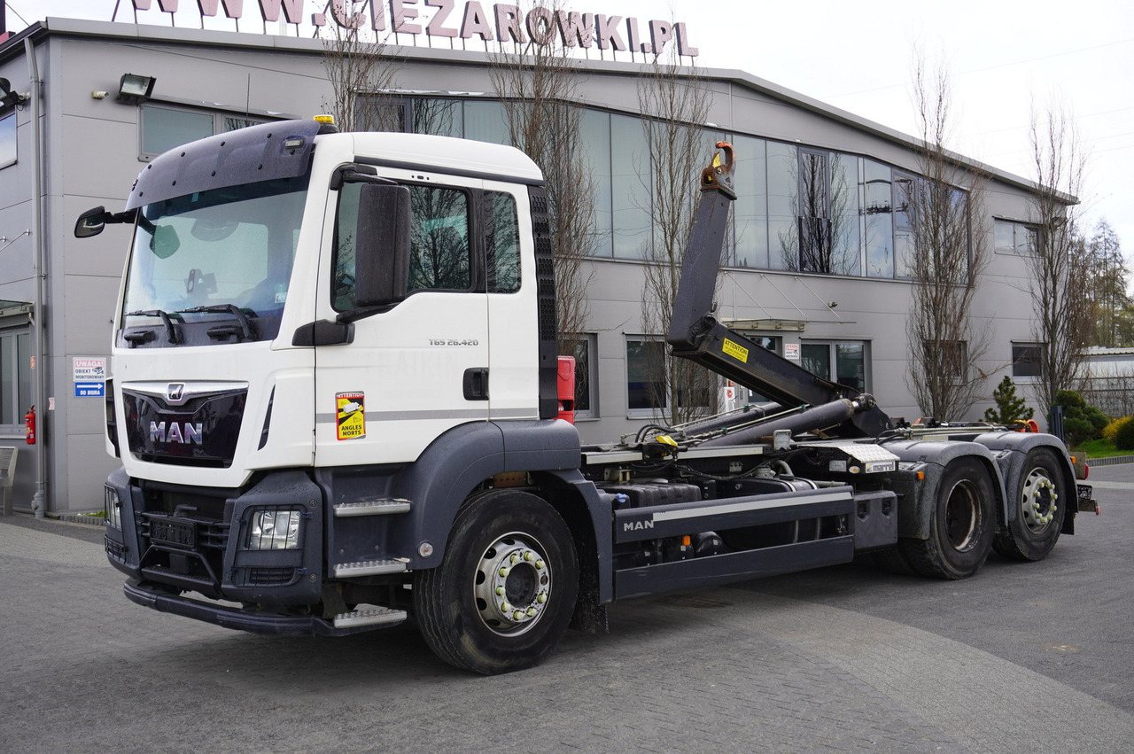 Hook lift truck MAN TGS 26.420 6×2 E6 Marrel hooklift / 132 tho. km / steering and lifting axle