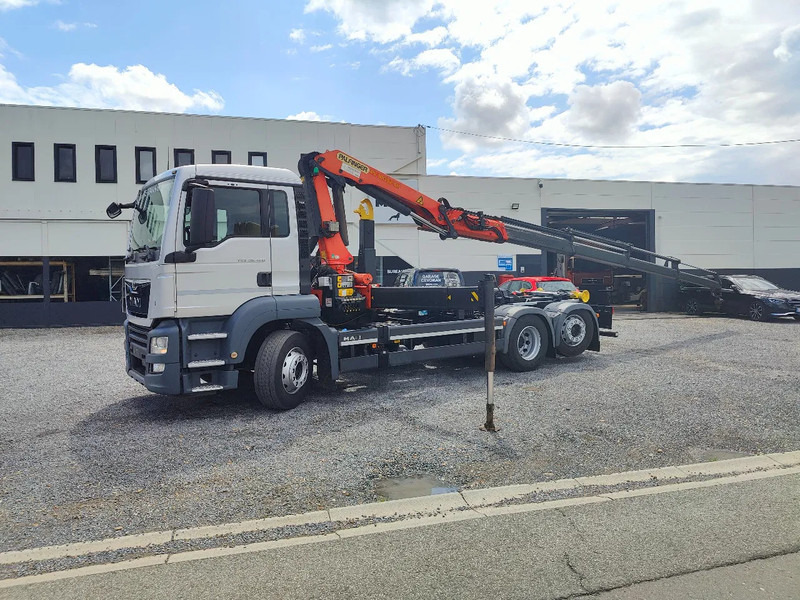 Hook lift truck MAN TGS 26.420 Container / Palfinger PK18002