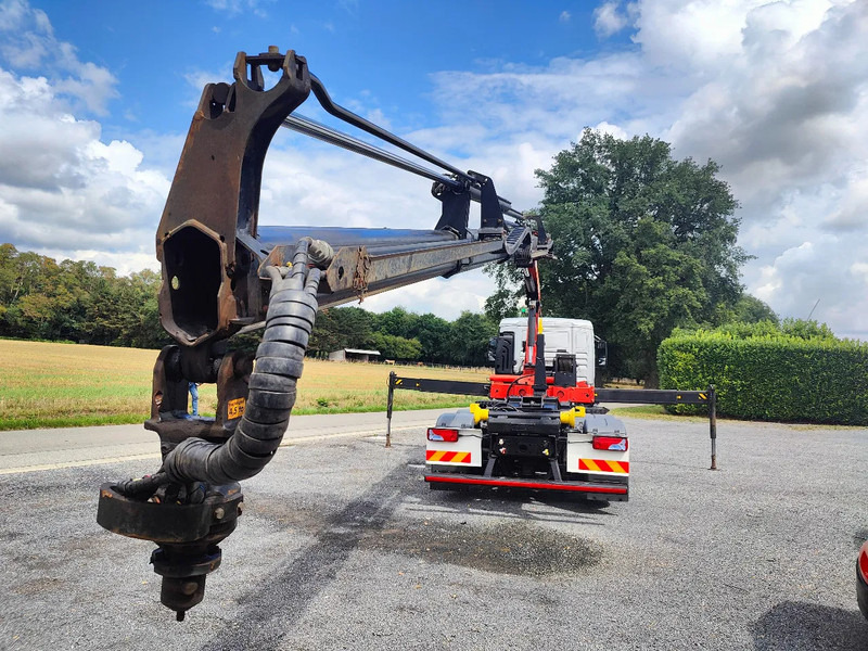 Hook lift truck MAN TGS 26.420 Container / Palfinger PK18002