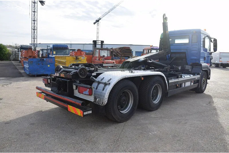 Hook lift truck MAN TGS 26.440