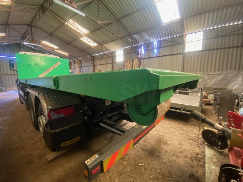 Hook lift truck MAN TGS 26.440