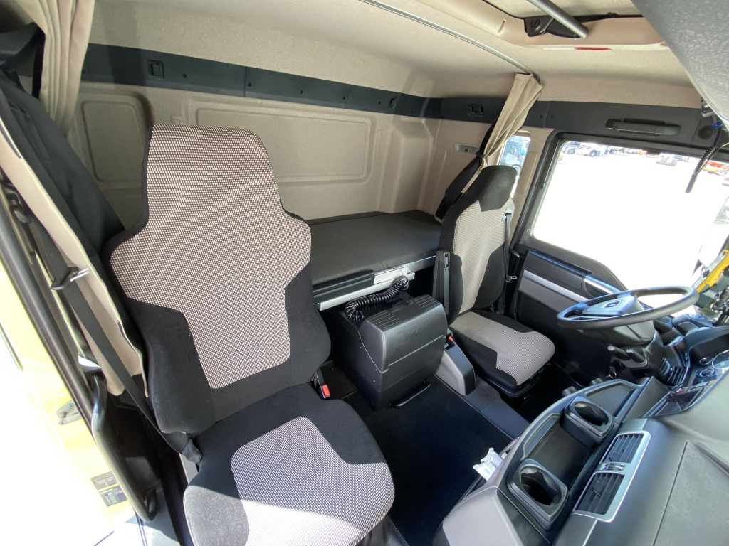 Hook lift truck MAN TGS 26.460 6x2-4 BL