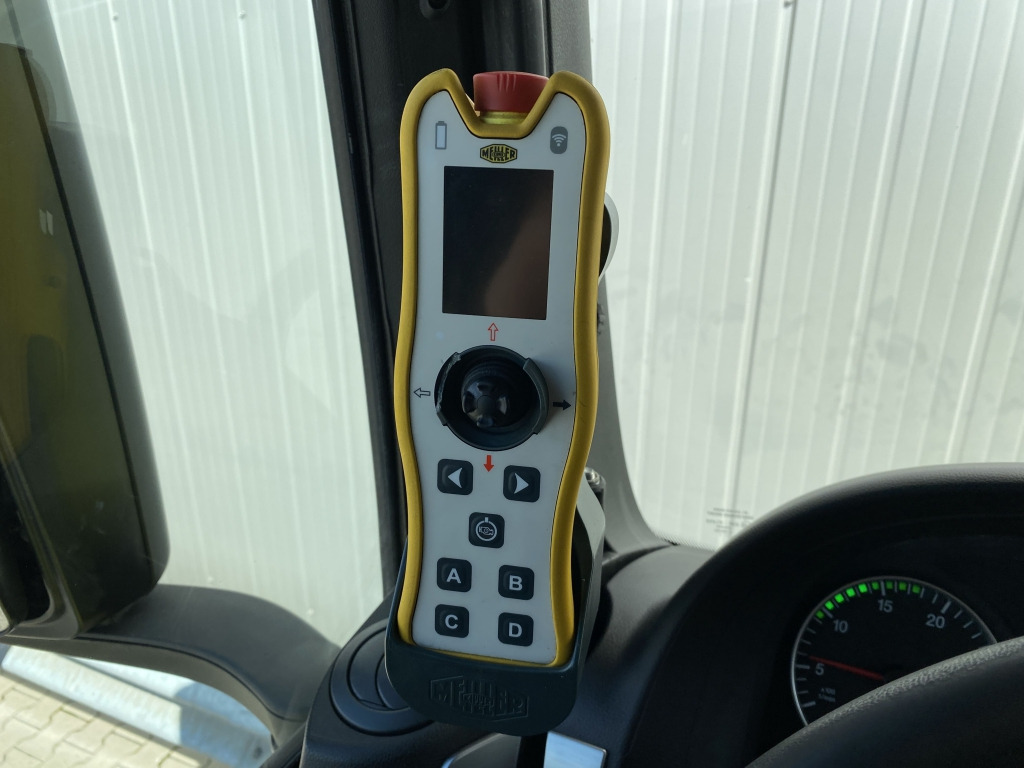 Hook lift truck MAN TGS 26.460 6x2-4 BL