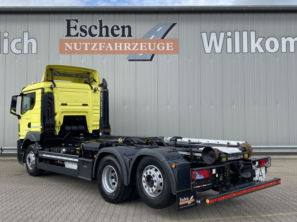 Hook lift truck MAN TGS 26.470 6x2-2 BL
