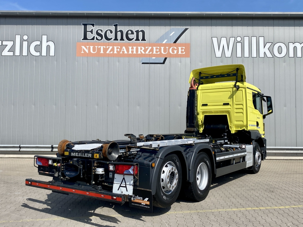 Hook lift truck MAN TGS 26.470 6x2-4 BL