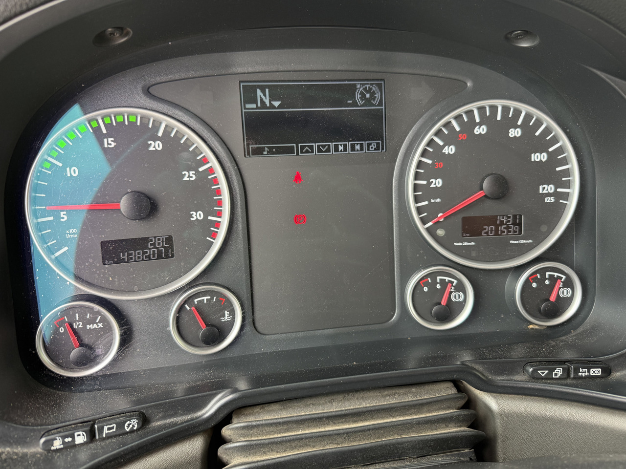 Hook lift truck MAN TGS 26.480 6X6H Haken