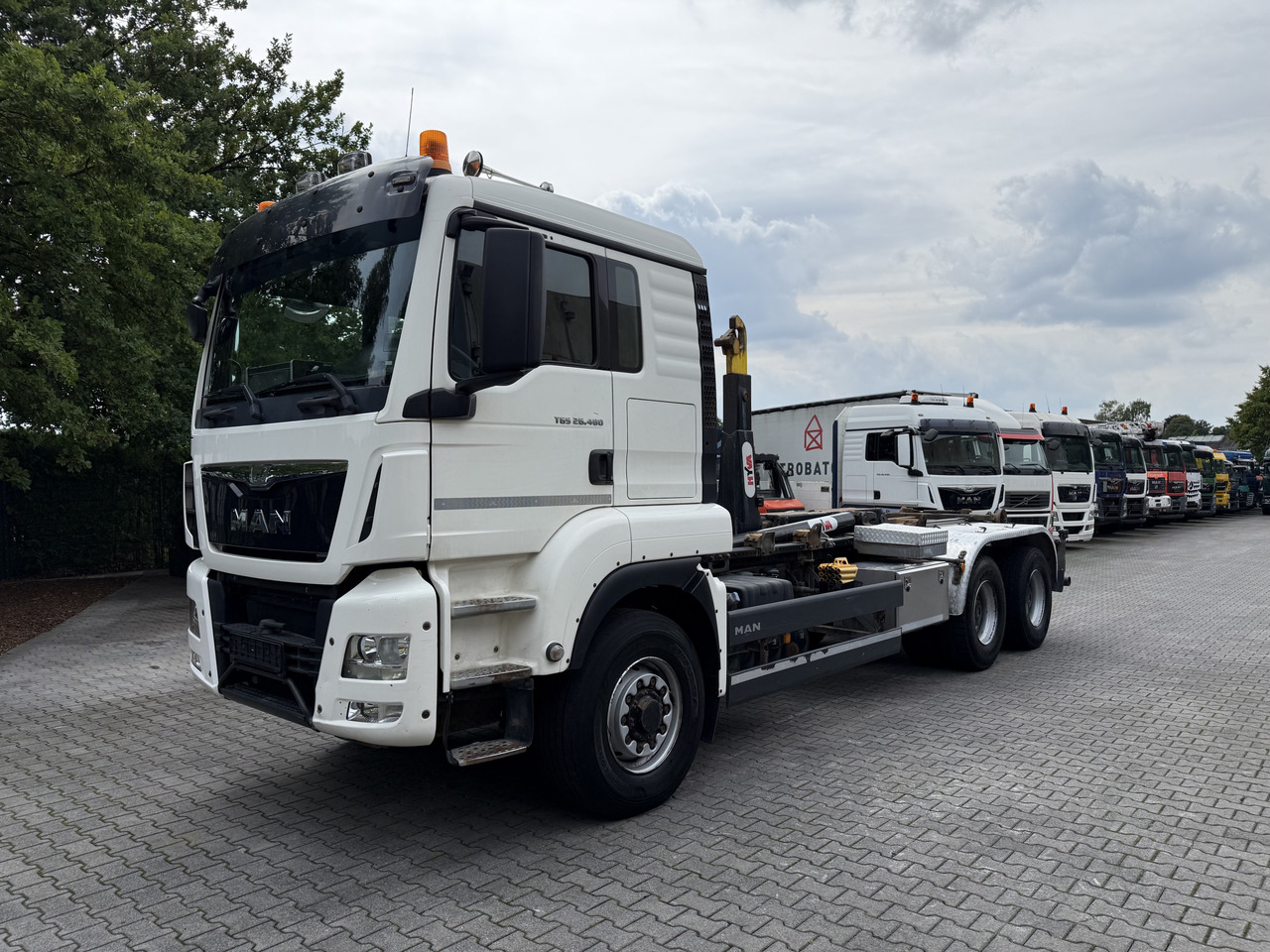 Hook lift truck MAN TGS 26.480 6X6H Haken