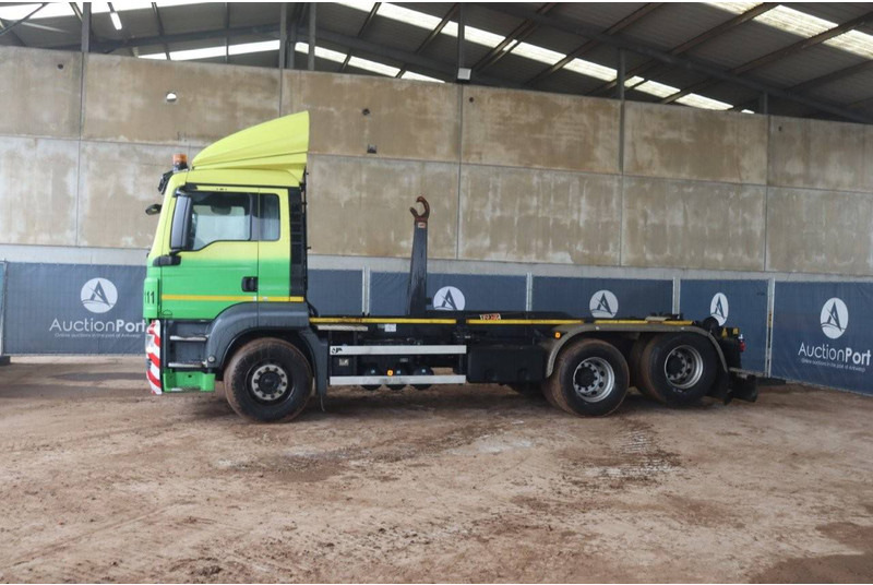 Hook lift truck MAN TGS 28.360
