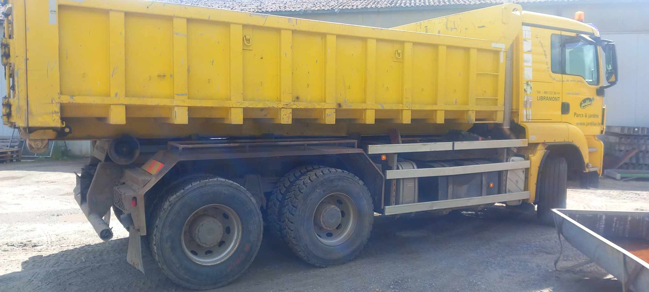 Hook lift truck MAN TGS  33 400
