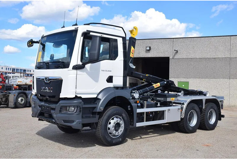 Hook lift truck MAN TGS 33.440