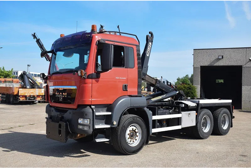 Hook lift truck MAN TGS 33.440