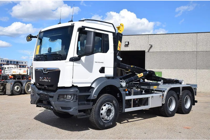 Hook lift truck MAN TGS 33.440